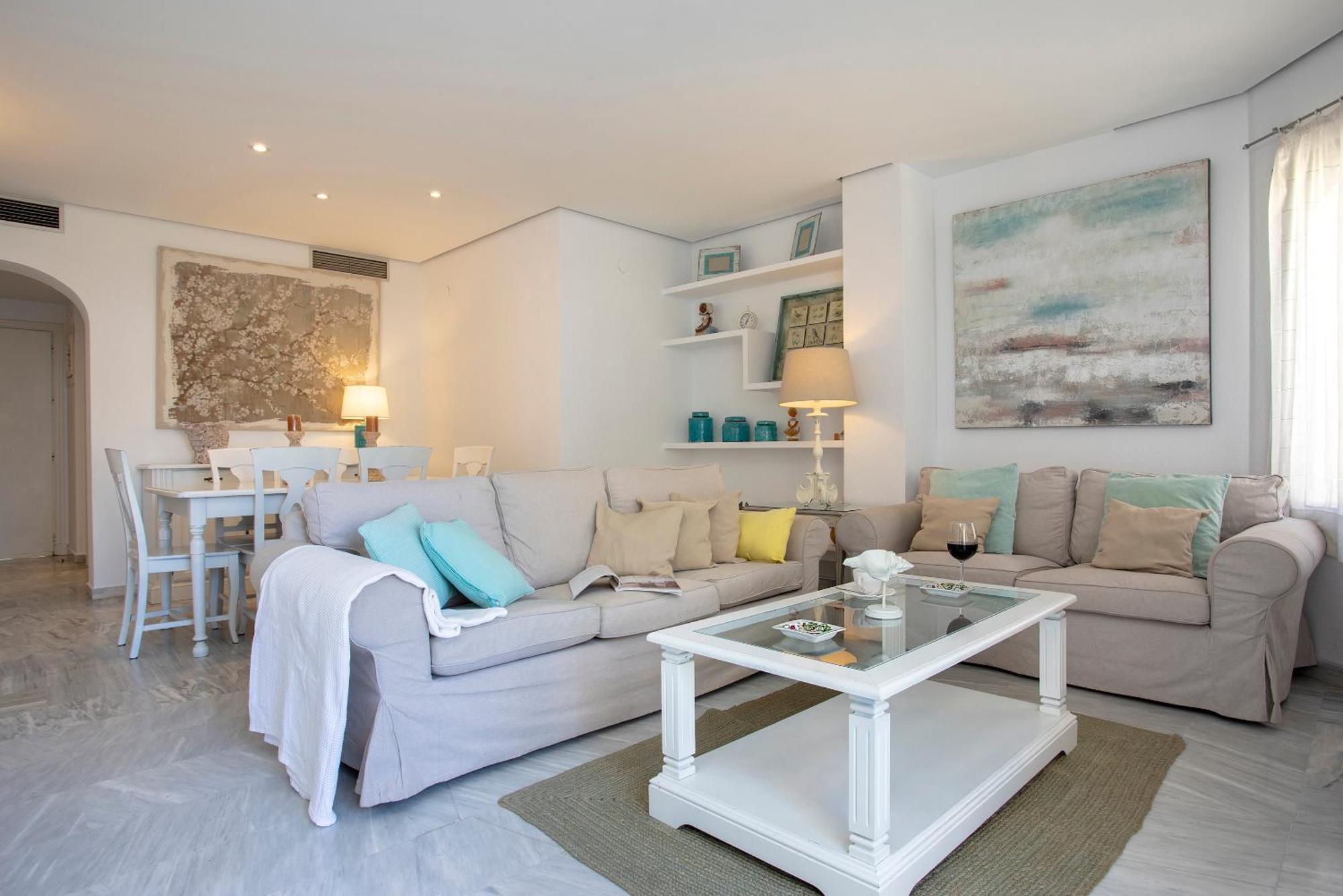 Apartemen Golden By Rent Me