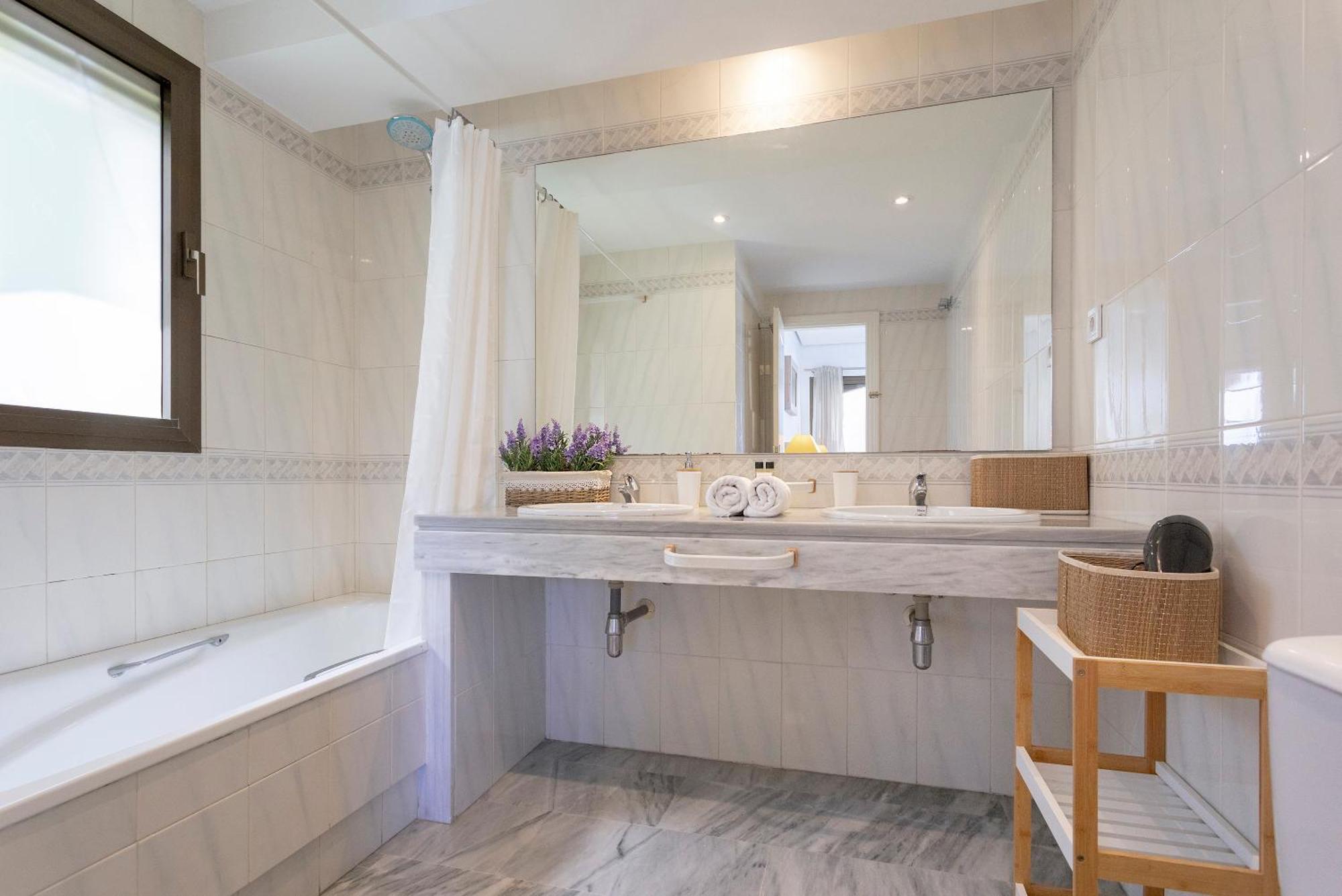 Golden By Rent Me Appartement Marbellac